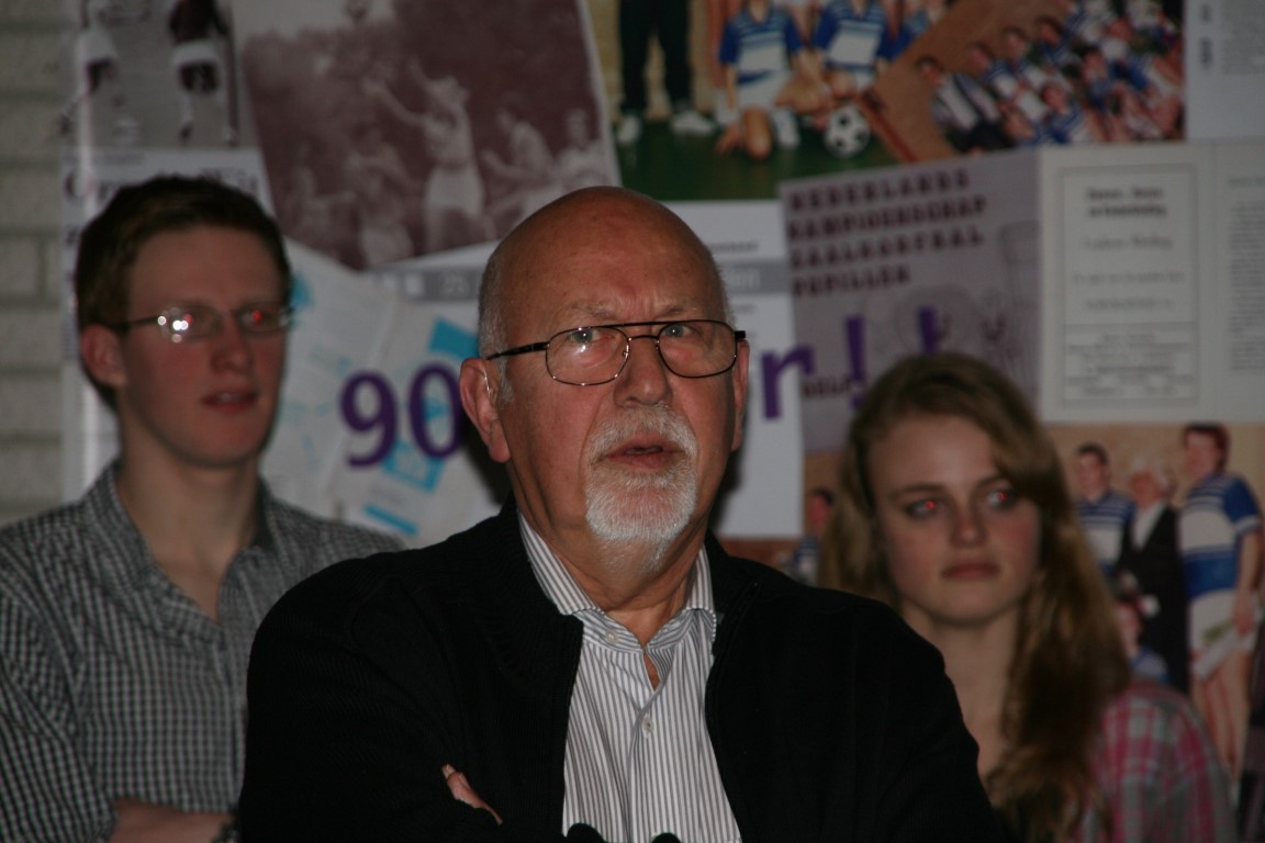 2e deel jubilarissenavond 15 maart 2013 026.JPG
